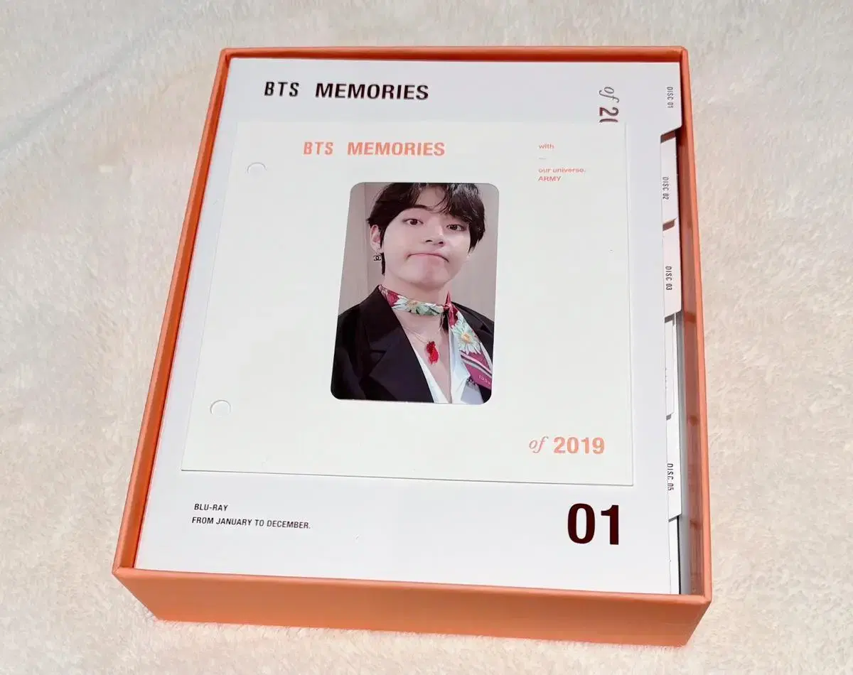 방탄소년단 뷔 태형 2019 메모리즈 블루레이 포카 굿즈